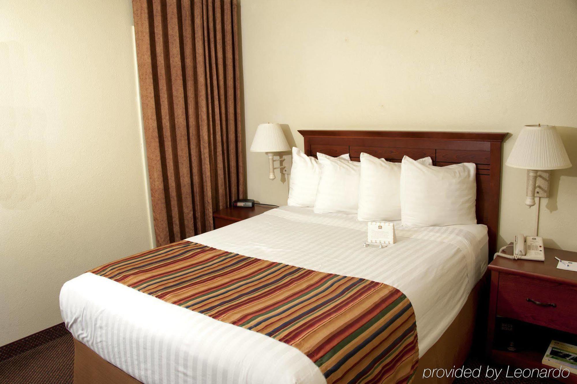 Best Western Sherwood Inn Clarksville Zimmer foto
